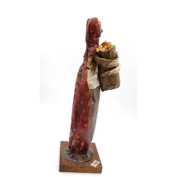Viejita Papel Mache Old Woman w Bag of Popcorn Papier Mache 12x3½x3½" Mexico - Picture 5 of 5